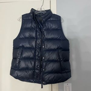 SIZE MEDIUM JCREW NAVY SHINY PUFFER VEST